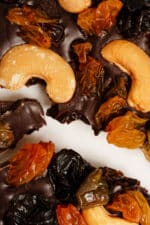 FRUIT AND NUT CHOCOLATE BAR - Image 3
