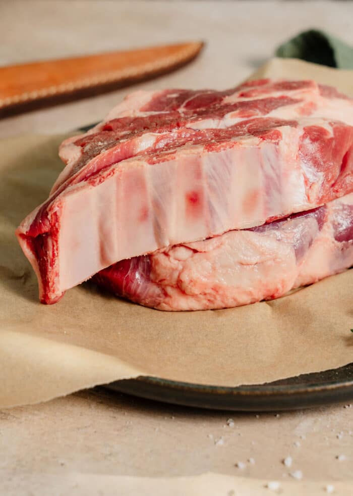 LAMB SHOULDER CHOP (0.9-1.25 LBS) - Image 2