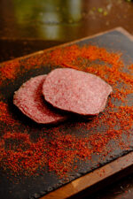 ELEVATED WAGYU BURGER MEAL KIT FOR 4 WITH A FREE BAG OF CHIPS - Image 2