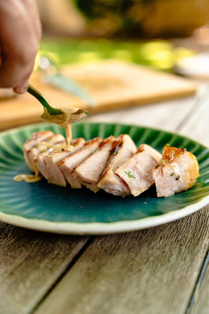 PASTURE RAISED BONE-IN PORK CHOPS - Image 2