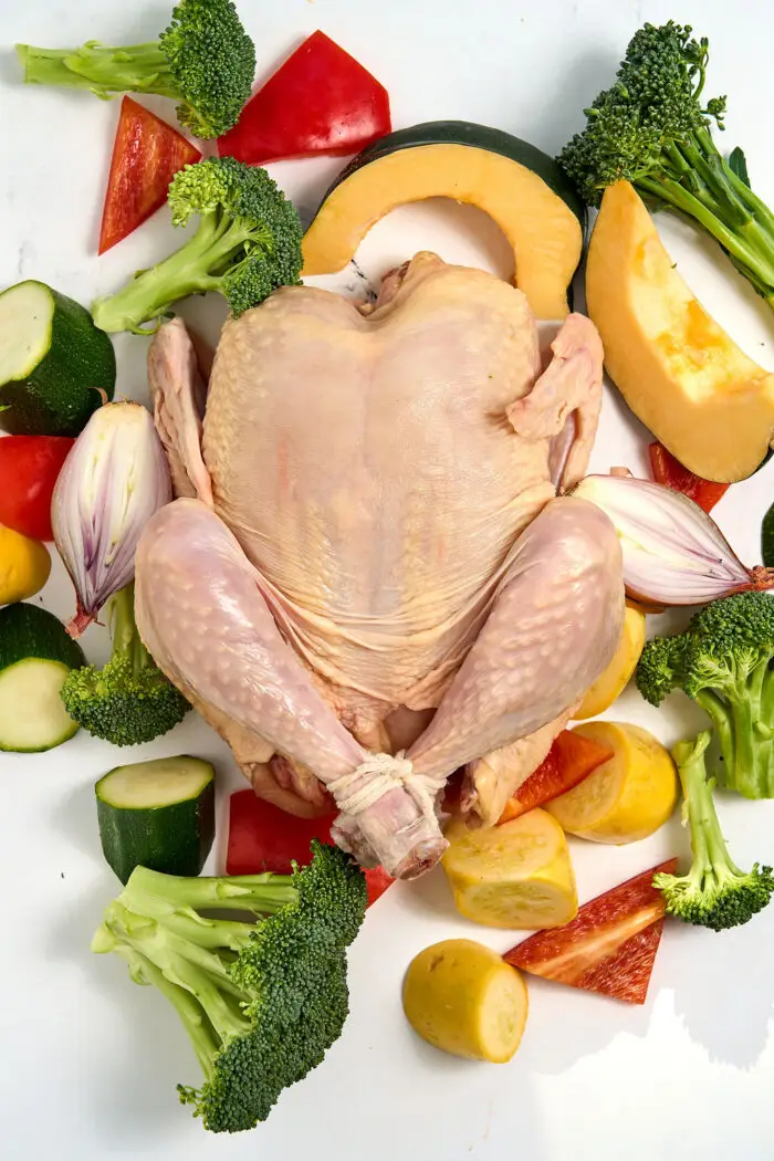 ORGANIC PASTURE-RAISED PIONEER BREED WHOLE CHICKEN (3.5 - 4 lbs) - Image 3