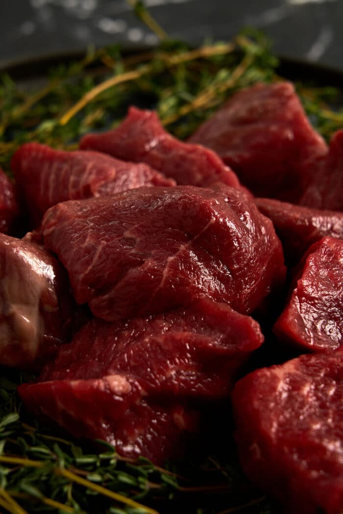 ANGUS SIRLOIN TIP KABOB MEAT (1 LB) - Image 2